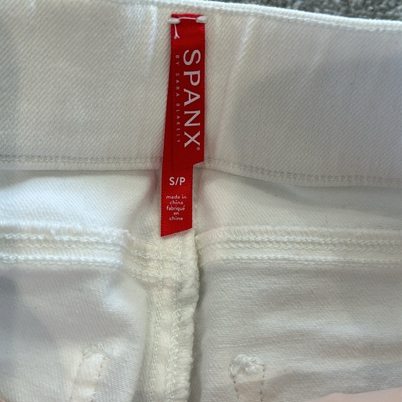 SPANX White Distressed Skinny Jeans - Picture 5 of 9